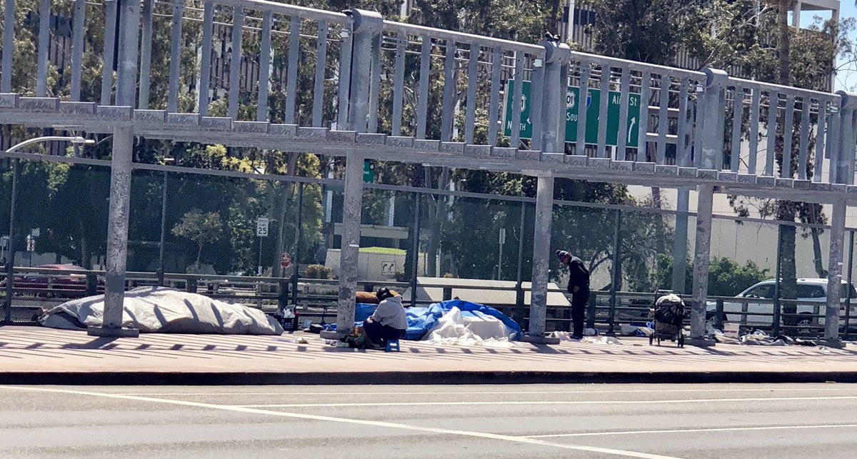 SusanCollinsLA's tweet photo. @Nancydah @MayorOfLA @DowntownNews Here’s the surrounding area of his “Successful” Shelter! https://t.co/f7zQmQmD4o