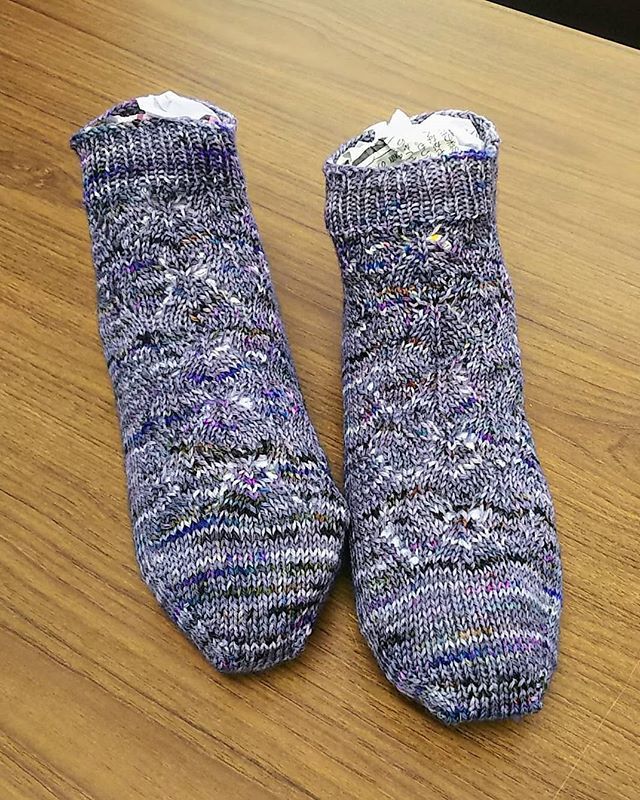 sattoco310's tweet photo. ４月の靴下🧦

#gardenviewsocks https://t.co/BODbslpwbg https://t.co/P64DiC3yBJ