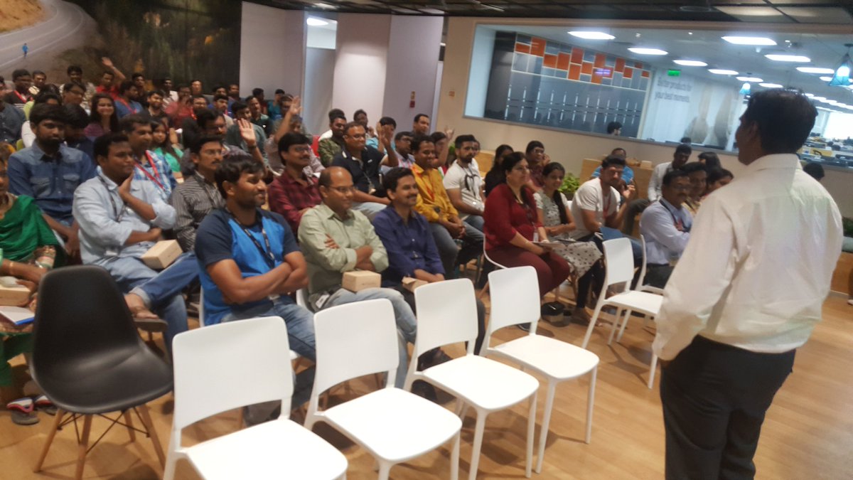 yukteshc's tweet image. #AIforEnterprise meetup  @verizon by #IBM and #Verizon is on @hyderabad is housefull! Rajesh Jaypaul started talking on #MLforOptimization #callforcode @priyamallya @DeepeshBhargav7