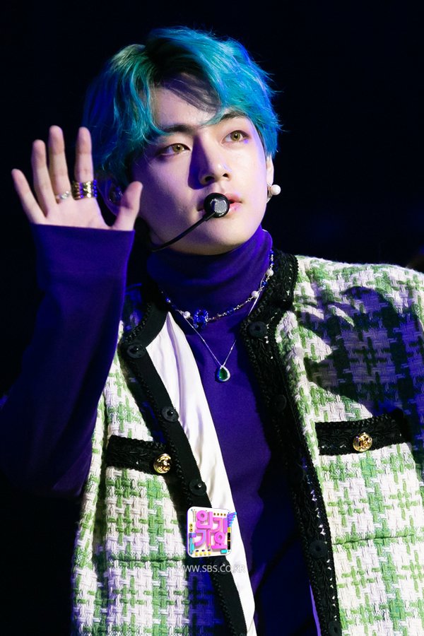taejoonsarchive's tweet photo. RT TO VOTE BTS FOR BBMAS !
-
© @Baby_V_V_ @_nuna_V
#BTS #taehyung #tae #v #btsv #taepics #tata #taetae #taehyungie #smile #김태형 #태형 #뷔 #テテ #テヒョン #金泰亨 
#BBMAsTopSocial BTS @BTS_twt https://t.co/Ol85vRSw9G
