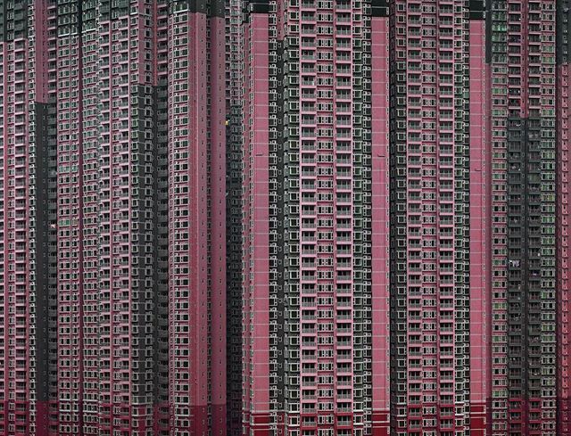 foam_amsterdam's tweet image. We are deeply saddened by the sudden death of world renowned photographer and artist Michael Wolf (1954-2019). The German photographer gained recognition by capturing the tension between individual human lives and the impressive architecture of metropole… bit.ly/2IL18WZ