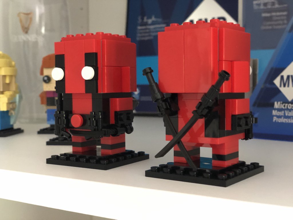 lego brickheadz deadpool