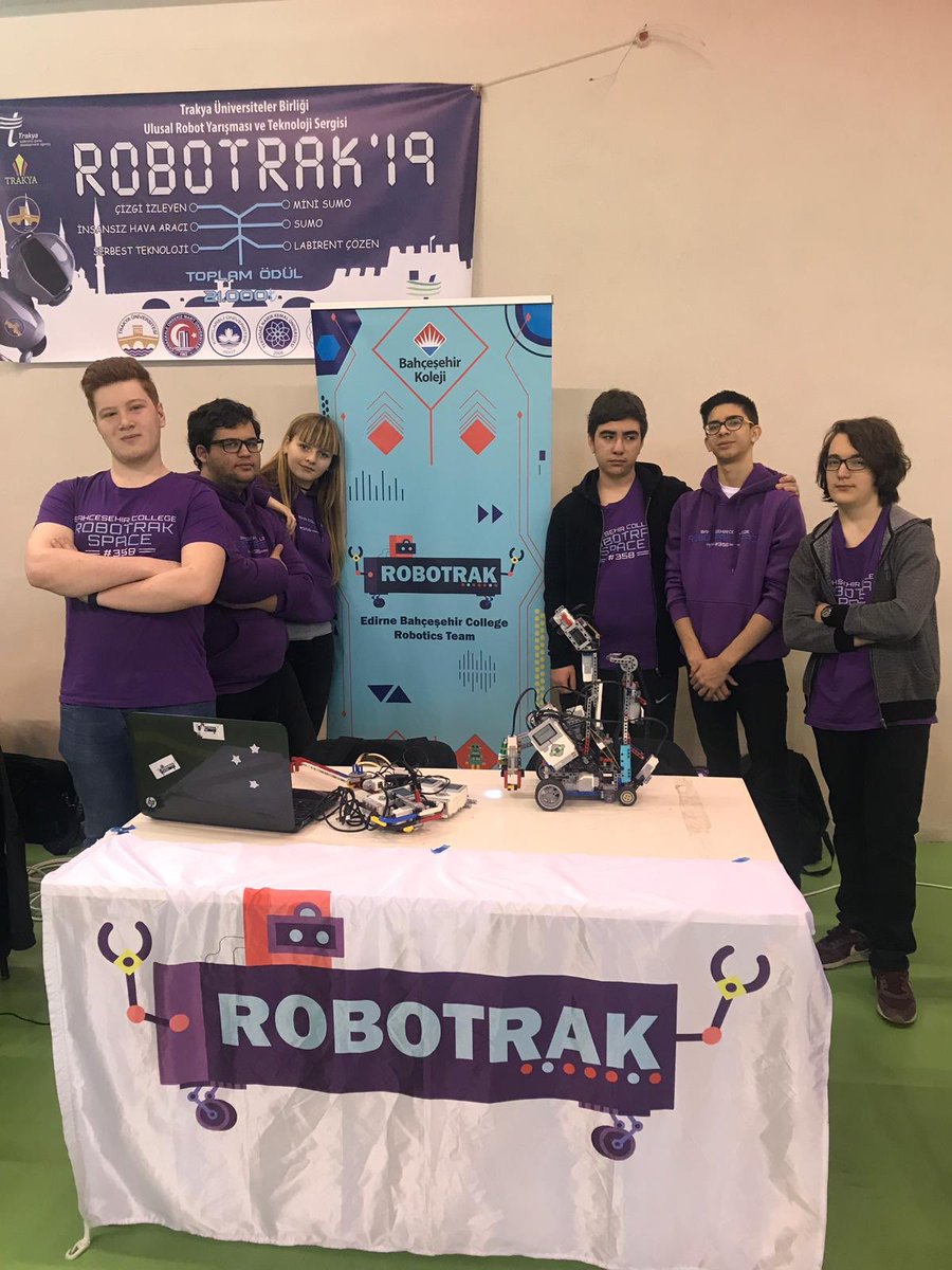 robotrakspace's tweet image. Trakya Üniversitesi’nin düzenlediği ”Robotrak’19” yarışmasında “Serbest Teknoloji” dalı için tasarladığımız EMAV1 robotumuz ile katılıyoruz.
