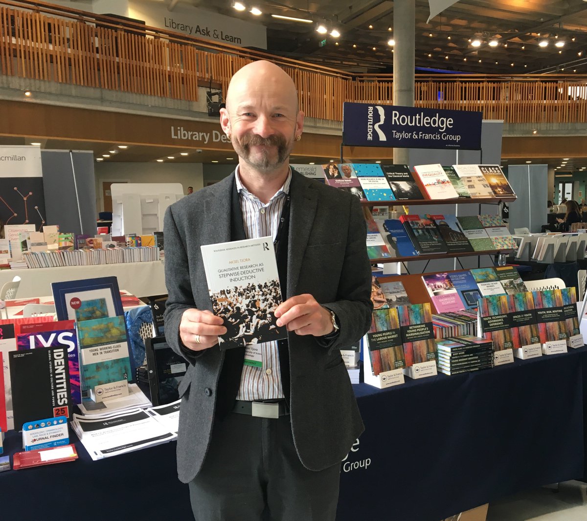 Great to see Aksel Tjora <a href="/bartolomeus/">Aksel Tjora</a> from <a href="/NTNU/">NTNU</a> at <a href="/britsoci/">The BSA</a>'s #BSA19 in Glasgow. His book Qualitative Research as Stepwise-Deductive Induction is available on our website: bddy.me/2ZC74qz