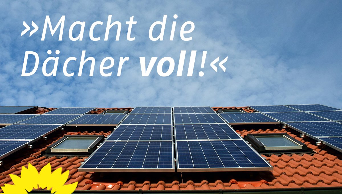 GrueneBundestag's tweet image. #Klimaschutzziele einhalten - erneuerbare Energien ausbauen. Wir fordern eine Solaroffensive:
💡 Ausbau von #Solarenergie fördern
🔝 Mieter*innen zu Profiteuren der Sonnenenergie machen 
🚫 Subventionierung von Öl- und Gasheizungen stoppen
#TagderErneuerbaren