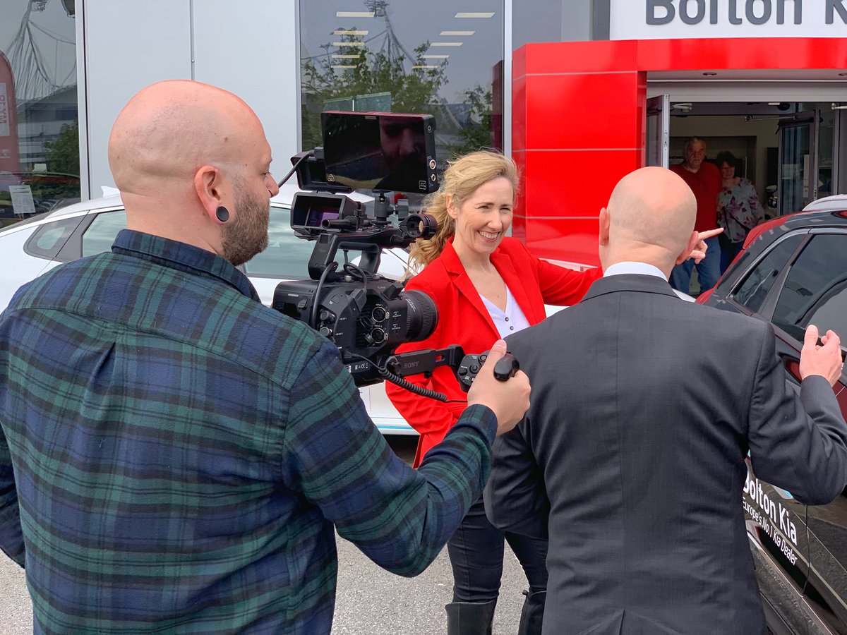 mobedia's tweet photo. This week our creative studio has been on location shooting our latest project for Kia Motors Europe 🎥 https://t.co/S5XusHiuGm