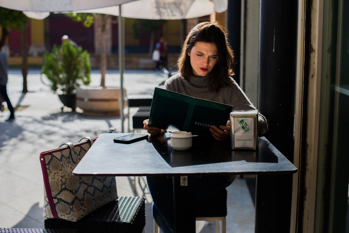 ¡Toca disfrutar del viernes y del buen tiempo! ☀🍷
Nuestra terraza de Bar España te esta esperando con las mejores tapas 🤩 #barespañarestauranteoriza #tapasensevilla #gastro #coffe #coffeetime #restaurantesevilla #sevilla #gastronomia #sevillaciudad #sevillahoy