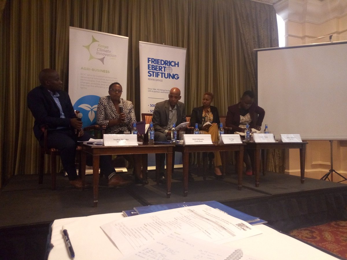janetkitukuyu's tweet photo. I advocate for climate change
We need a long-term solution to this
Lets create awareness! #JustTransition @PACJA1 @FesKenya @AGRAAlliance @rodgers_kirwa @ezrashedracks @FAOclimate @CCArtCompe @KCIC_RiskyBiz @kcic https://t.co/1UVqaHb2Mb