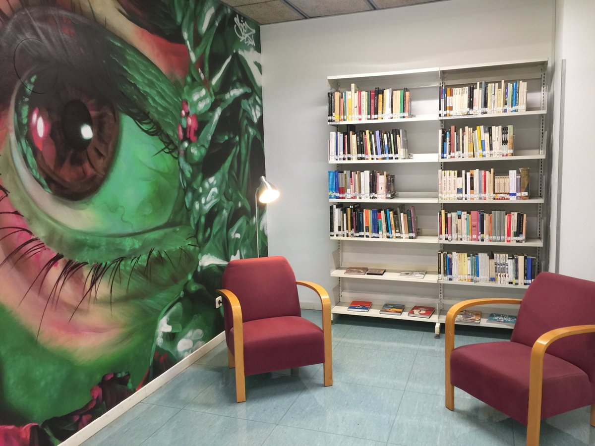 BibBellvitge's tweet photo. 🗣️ Volem saber la teva opinió sobre el nou espai #CRAIOFF de la biblioteca. Respon a l'enquesta de valoració dels nous espais del @crai_ub 👇🏽
https://t.co/WFs1MrBKvt https://t.co/35Mb2xDzme