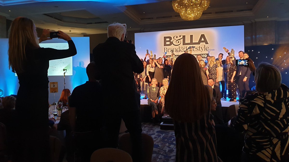 StartLicensing's tweet photo. Always like the #winners photo @LicensingAwards @LicensingSource #BELLAS19 
Lots of people trying to get that photo !  Takes some organising. 
Lovely lunch &amp; event. https://t.co/VfEkSzccbb
