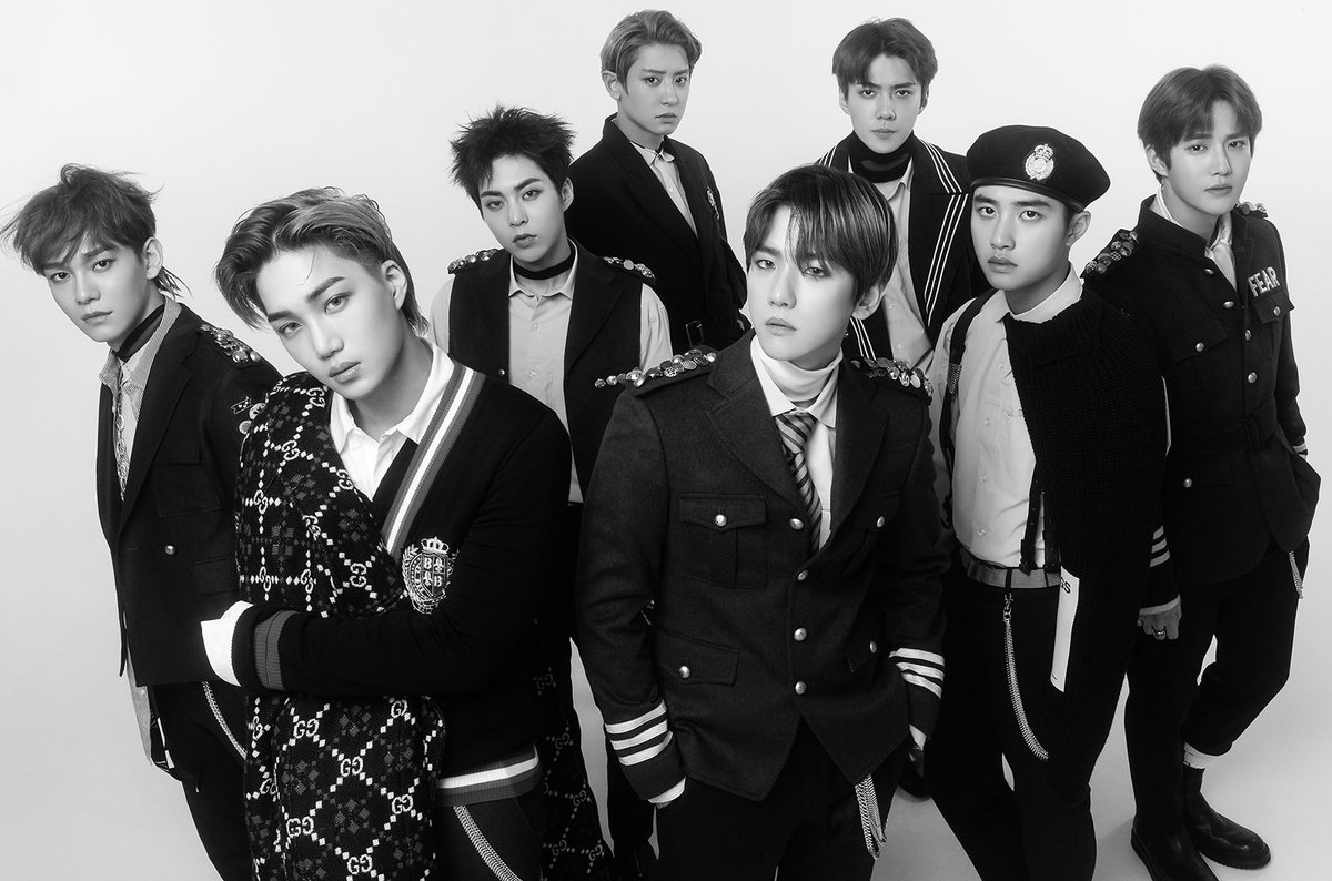 billboard's tweet photo. Vote EXO for #BBMAsTopSocial here: https://t.co/3G9qObpZ8H https://t.co/PD9W4v75kw
