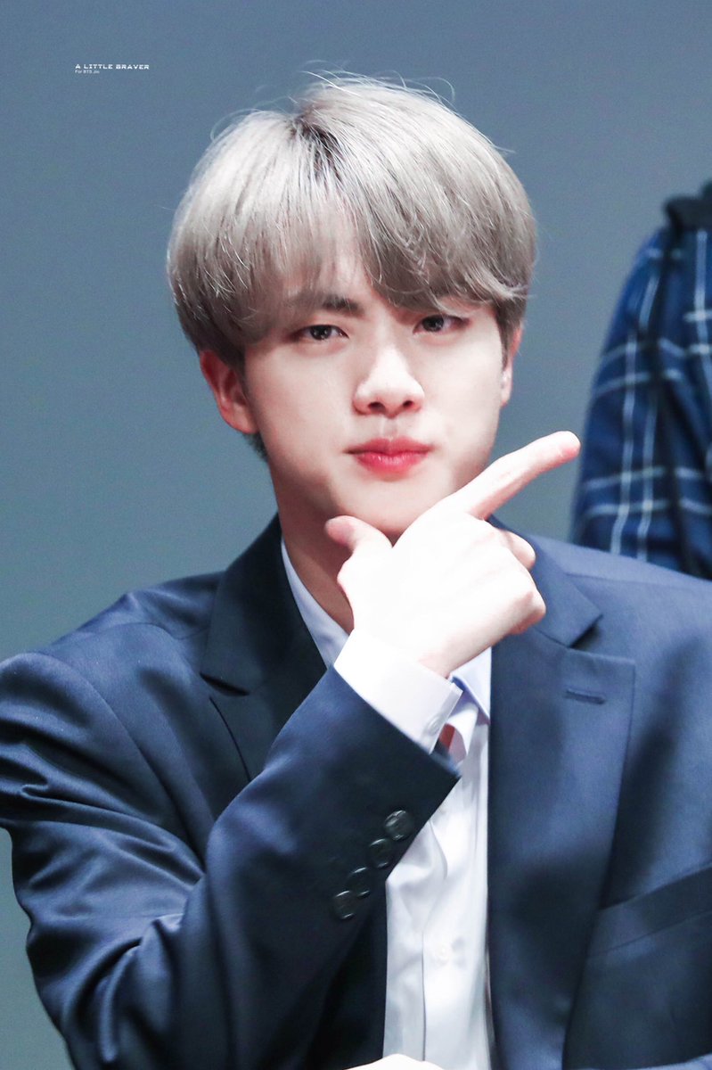 Seokjinpicss's tweet photo. 🤔💞
©alittlebraver92
  #BBMAsTopSocial BTS @BTS_twt https://t.co/JHxmNWsxpU
