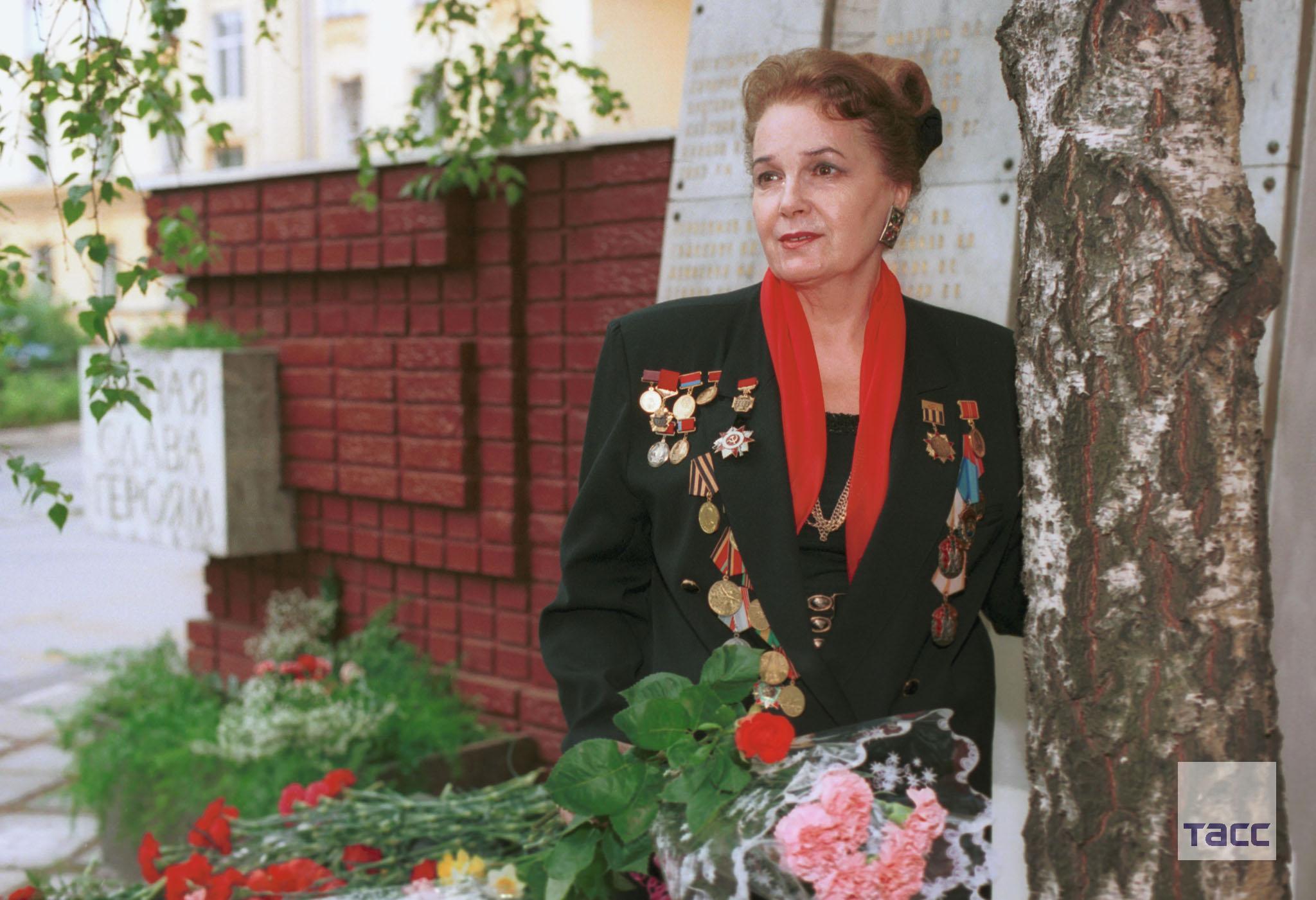 Быстрицкая