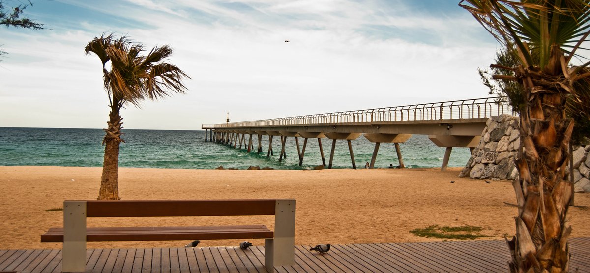 The weekend is almost here and the sun is back ! Time to enjoy the beaches of the city ! 😍🏖

#barcelona #discoverbarcelona #traveladdict