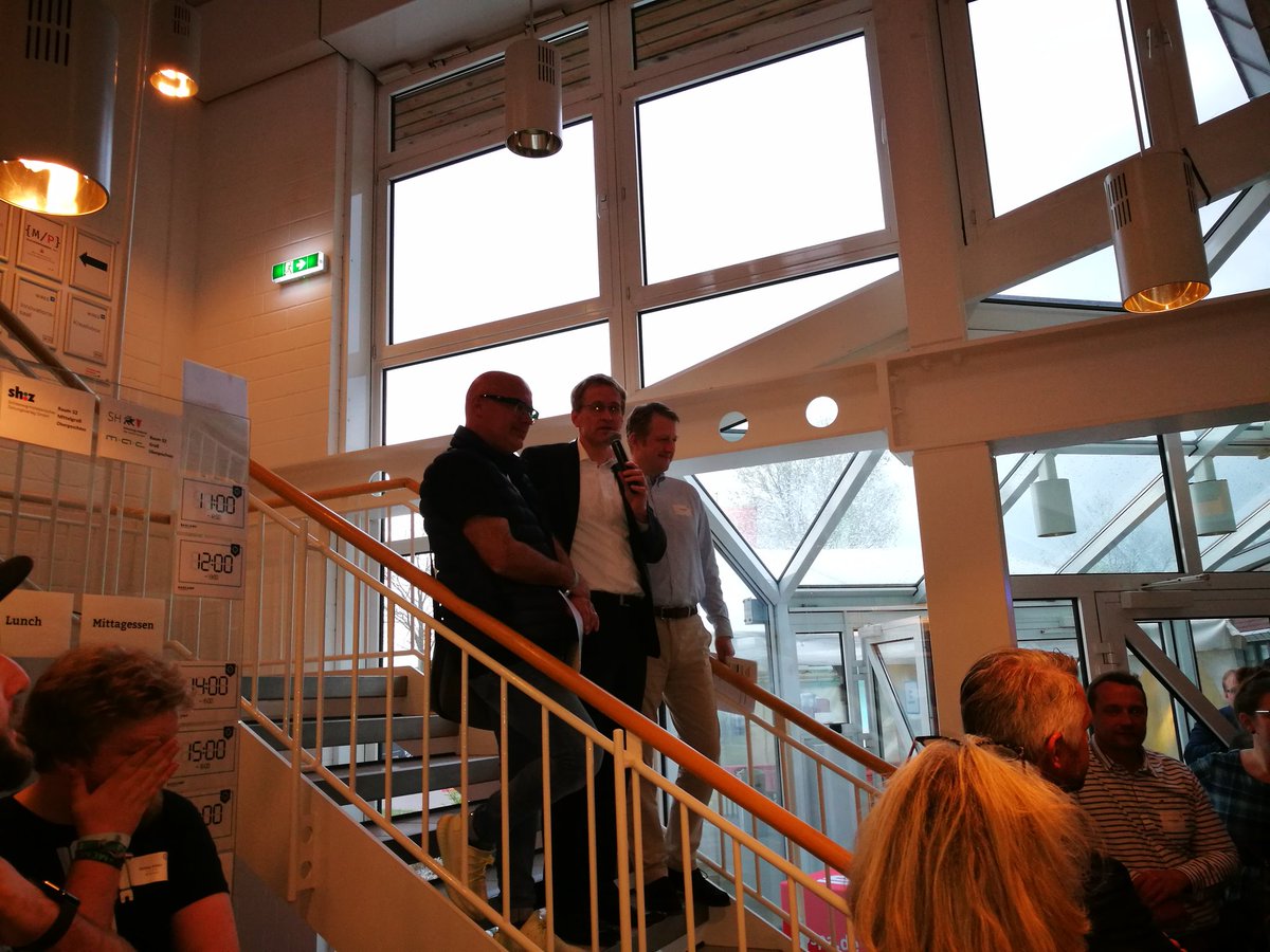 MeerContent's tweet image. Los geht's mit dem @BarcampFL. Auch Daniel Günther ist da. Vom Flensburger Barcamp möchte er für andere Barcamps etwas “kopieren“. #duplicatecontent #bcfl19