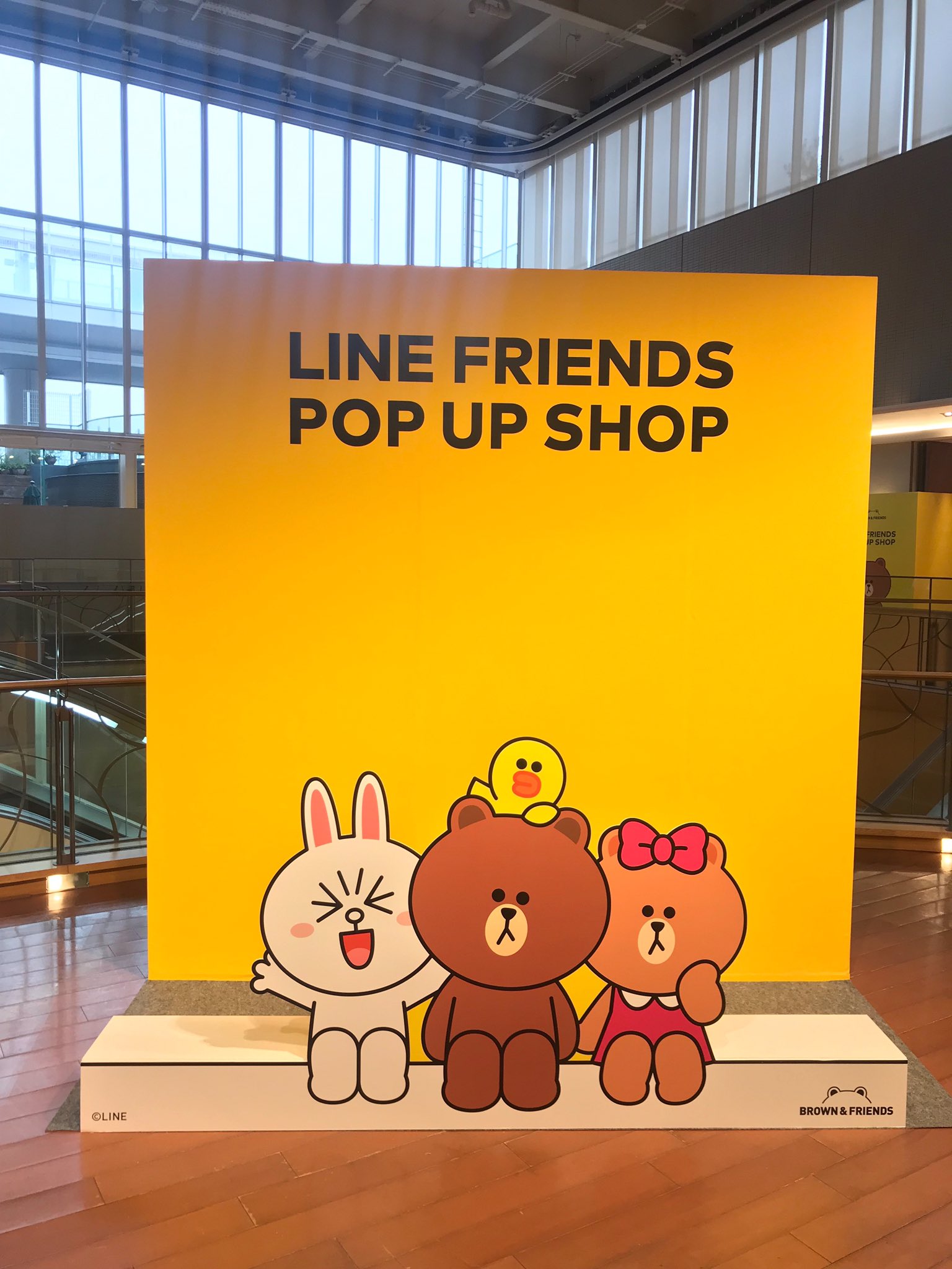 Line Friends Store ハロー 大阪 史上最大級の Linefriends Pop Up Shopが 大丸心斎橋店 にオープンしたよ あなたのお気に入りのキャラクターは みんな 会いに来てね 詳しくはこちら T Co 3bwnbtryga Bt21 うさまる Line Friends Store ハロー 大阪 史上最大級の Linefriends Pop Up Shopが 大丸心斎橋店 にオープンしたよ あなたのお気に入りのキャラクターは みんな 会いに来てね 詳しくはこちら T Co 3bwnbtryga Bt21 うさまる