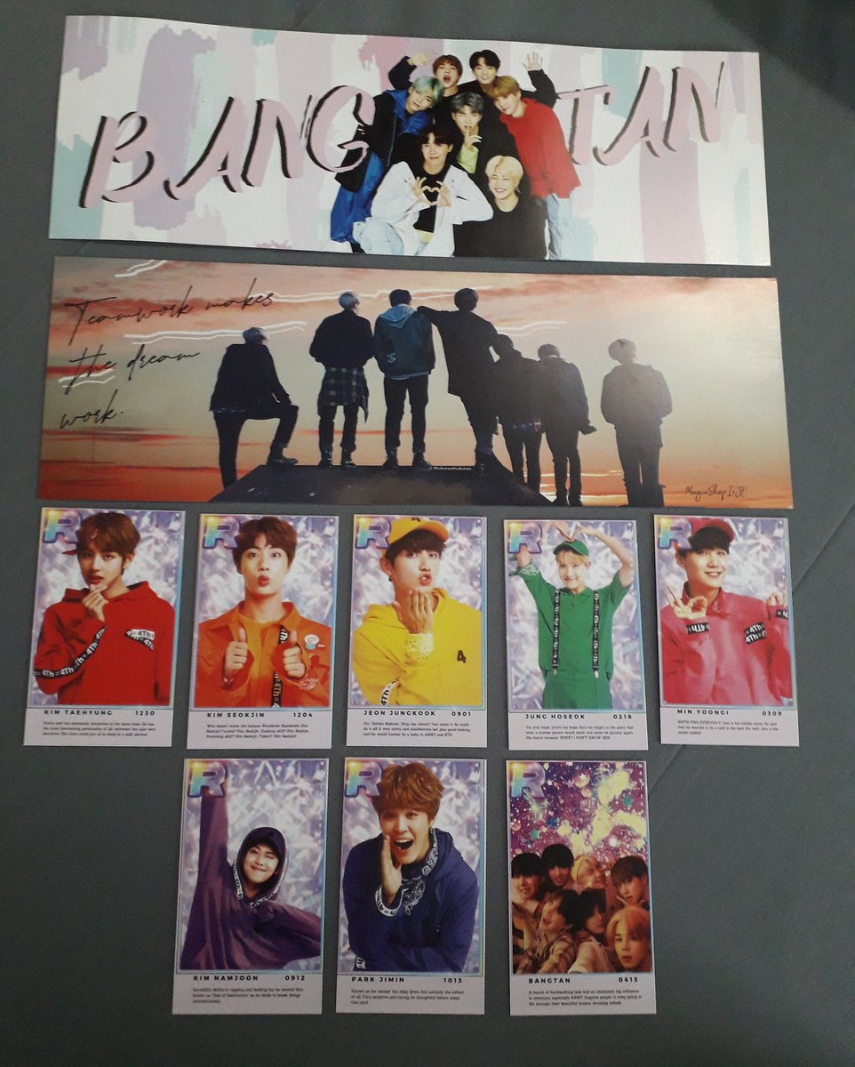 armysinjb's tweet photo. And HERE is our final products ^^ Do take note that the 4R is random, and you can only pick one fan design ;D (+ RM5 for both) https://t.co/z32q39CzPP