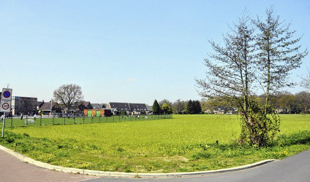 'Op het vinkentouw voor Oostbroek' KOOTWIJKERBROEK Plaatselijk Belang Kootwijkerbroek blijft ,,op het vinkentouw'' als het gaat om de realisatie van nieuwbouwwijk Oostbroek, aan de oostkant van het dorp. ,,Het is... twib.in/l/MxGj7zBdLpeM