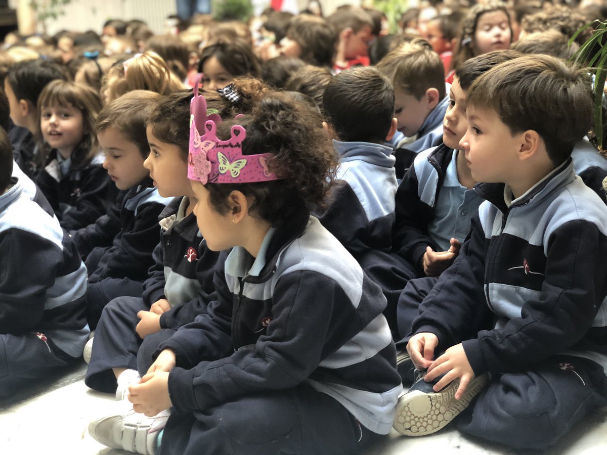 safa_feye's tweet photo. Celebración Infantil y Primaria #feyedia #10añoscreciendocontigo Por muchos años más juntos!!! https://t.co/qg1LPfDK9k