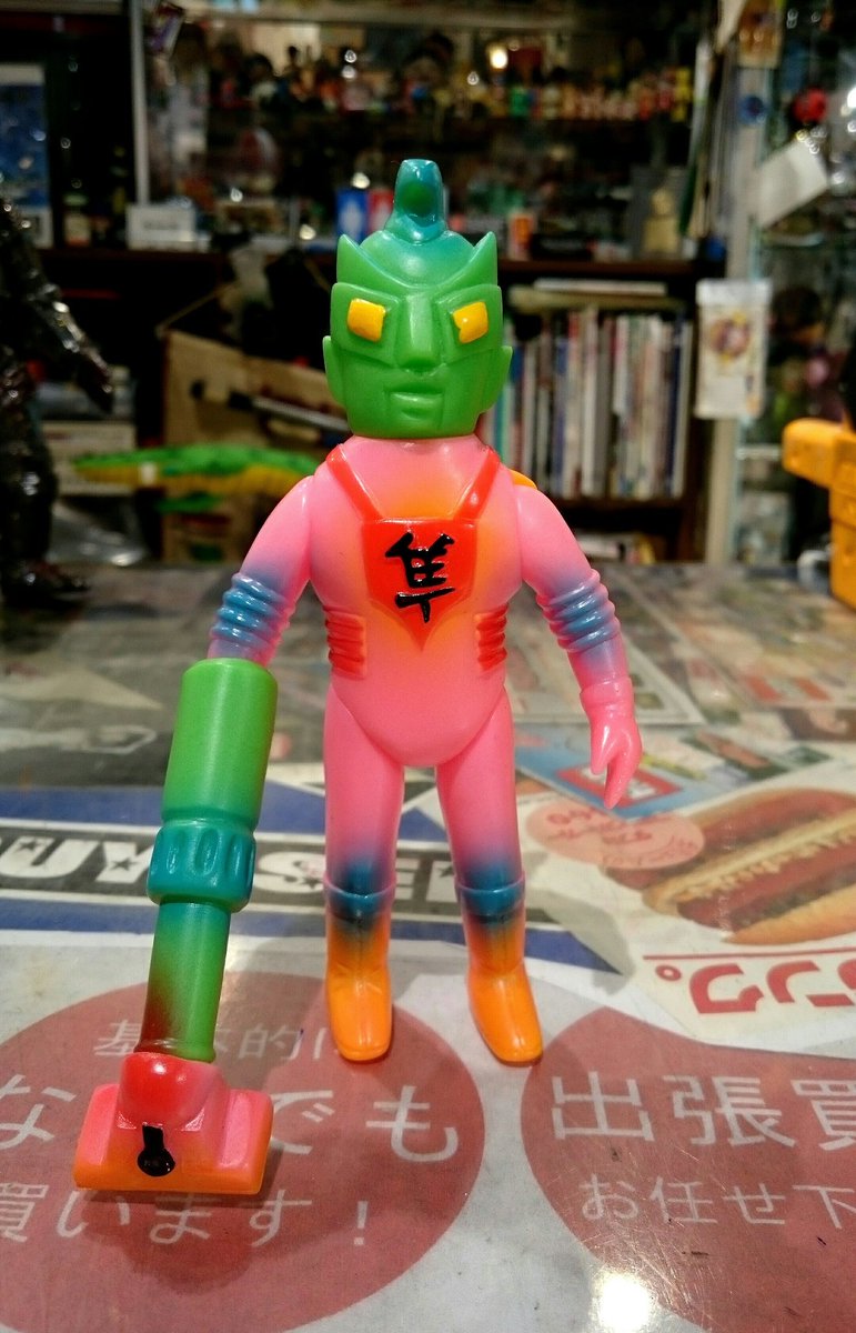 幻のヒーローソフビ降臨しました。 ぶたのはな製 隼 入荷。 1971年