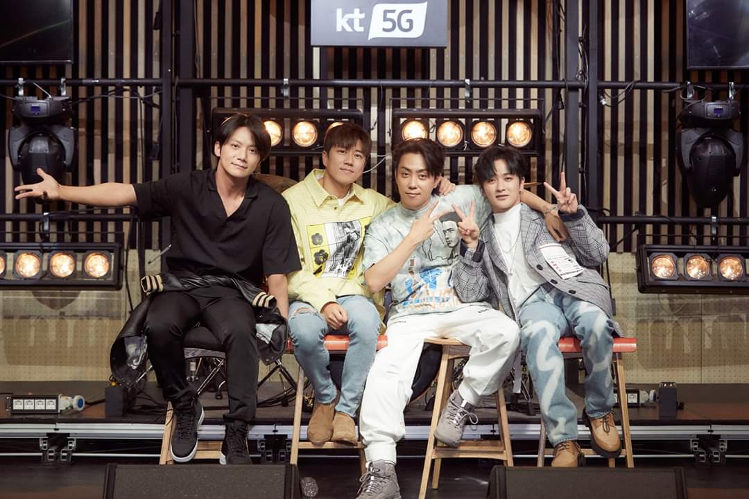 муяαℓι¢ισυѕ✨ tweet media