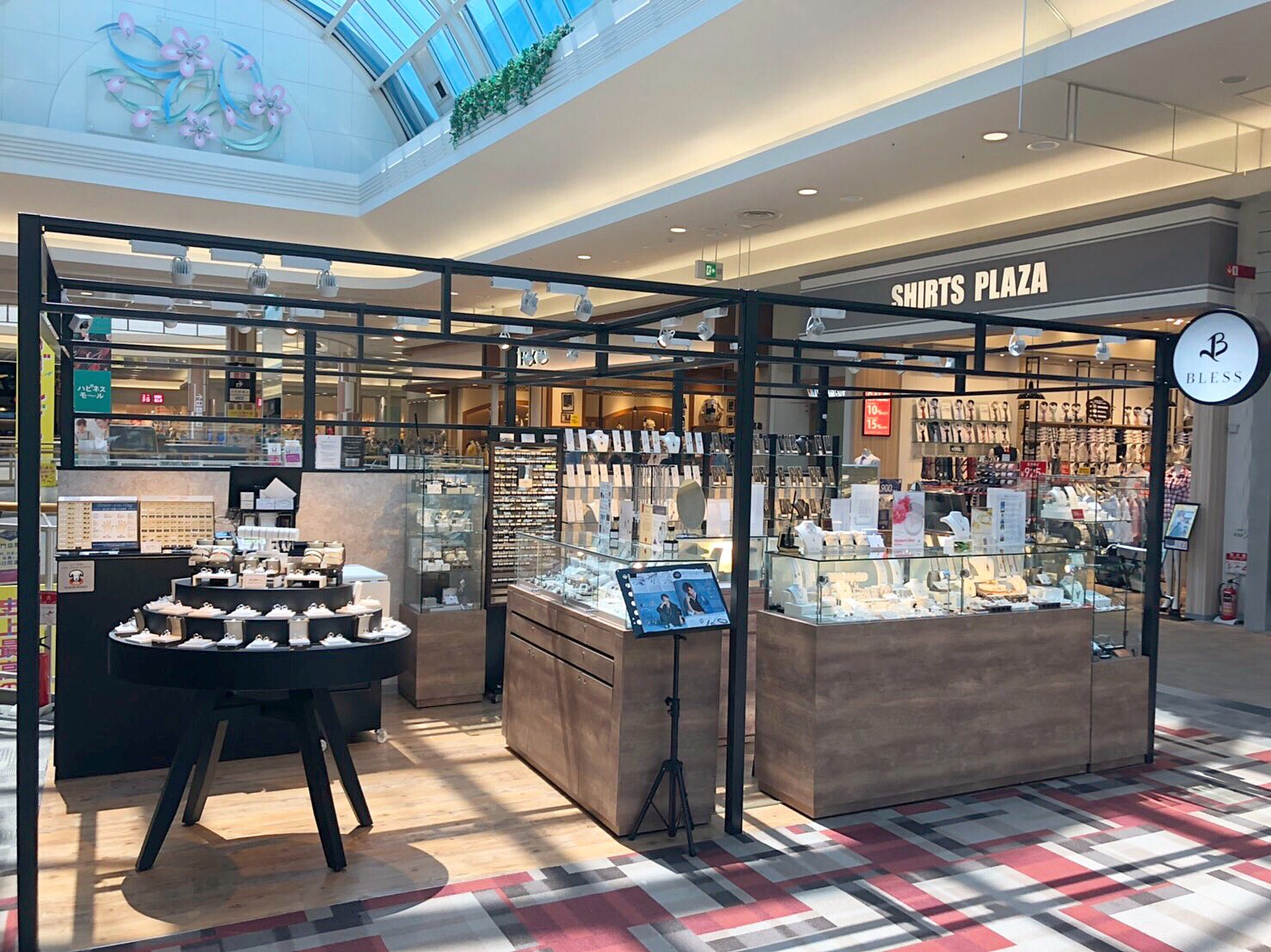 Bless New Open Blessイオンモールりんくう泉南店 オープニングイベントとして 15 000 税抜 以上のご購入でblessアロマディフューザーをプレゼントしておりますので是非お越しください 590 0535 大阪府泉南市りんくう南浜3 12 イオンモールりんくう