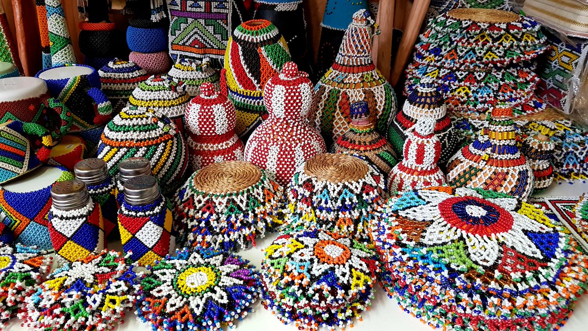Amazing #beadwork #ndebele #beadedjewelry #beadedart #chameleonvillage #NorthWest #tourism