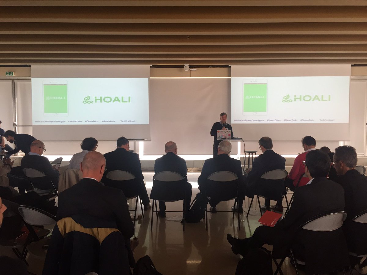 off7_'s tweet photo. pitch de @Hoali_org : application répertoriant les points de collecte et des informations sur le tri des déchets afin d'améliorer la performance écologique des citoyens #SelectionSaison3 #off7_ accélérateur du groupe @OuestFrance https://t.co/q5aO8PRsCI