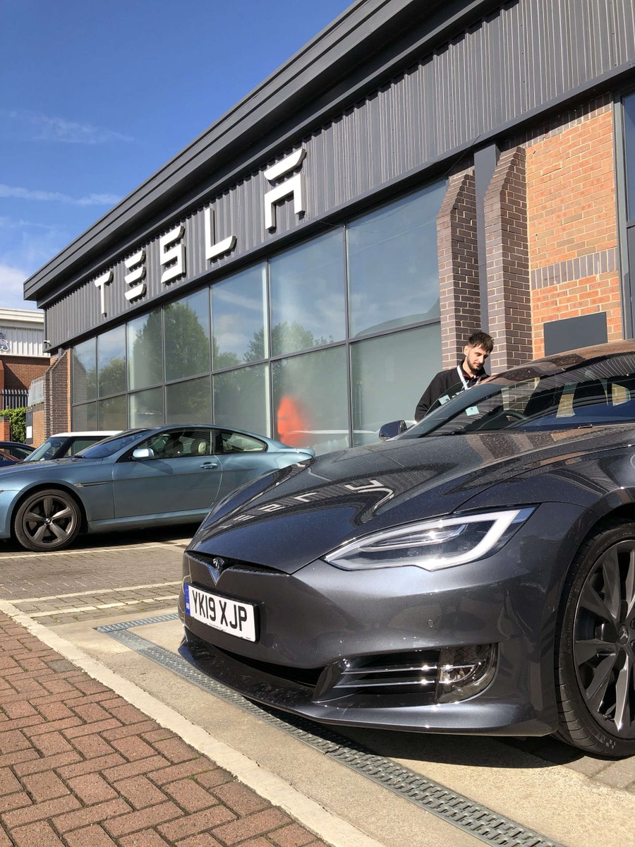 ArtusDigital's tweet image. What an experience!!! I’ve been to MANY different networking meetings over the last year, but this has to be the coolest one yet! #drivennet #tesla #teslaleeds #networking #driven #artus