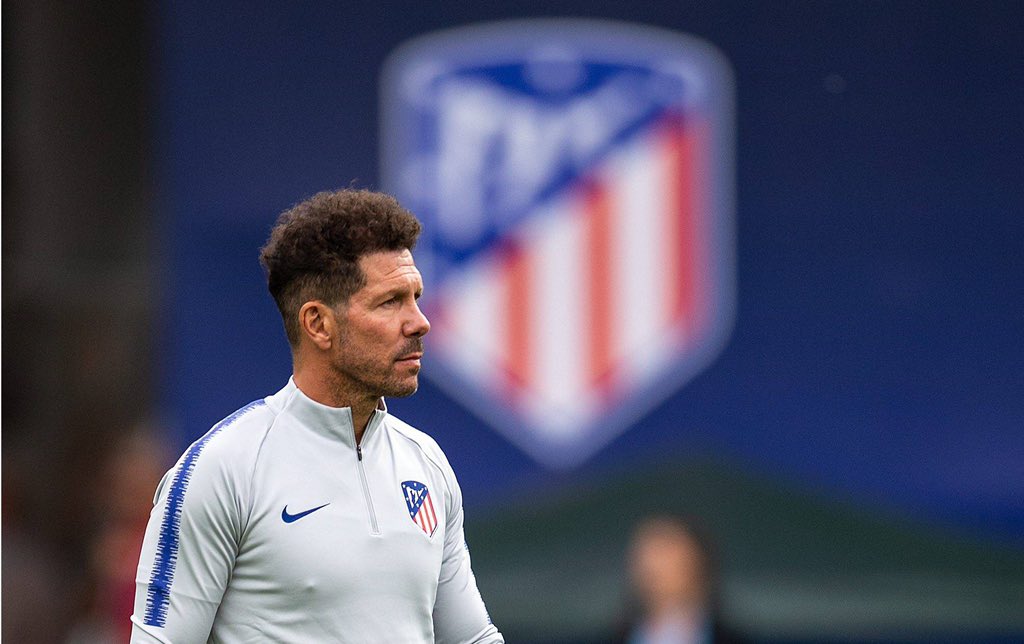 Simeone's tweet photo. Feliz 116 años @Atleti. Sigamos trabajando todos juntos, sabiendo lo que somos y hacia donde vamos. https://t.co/HEIHlAN1g9
