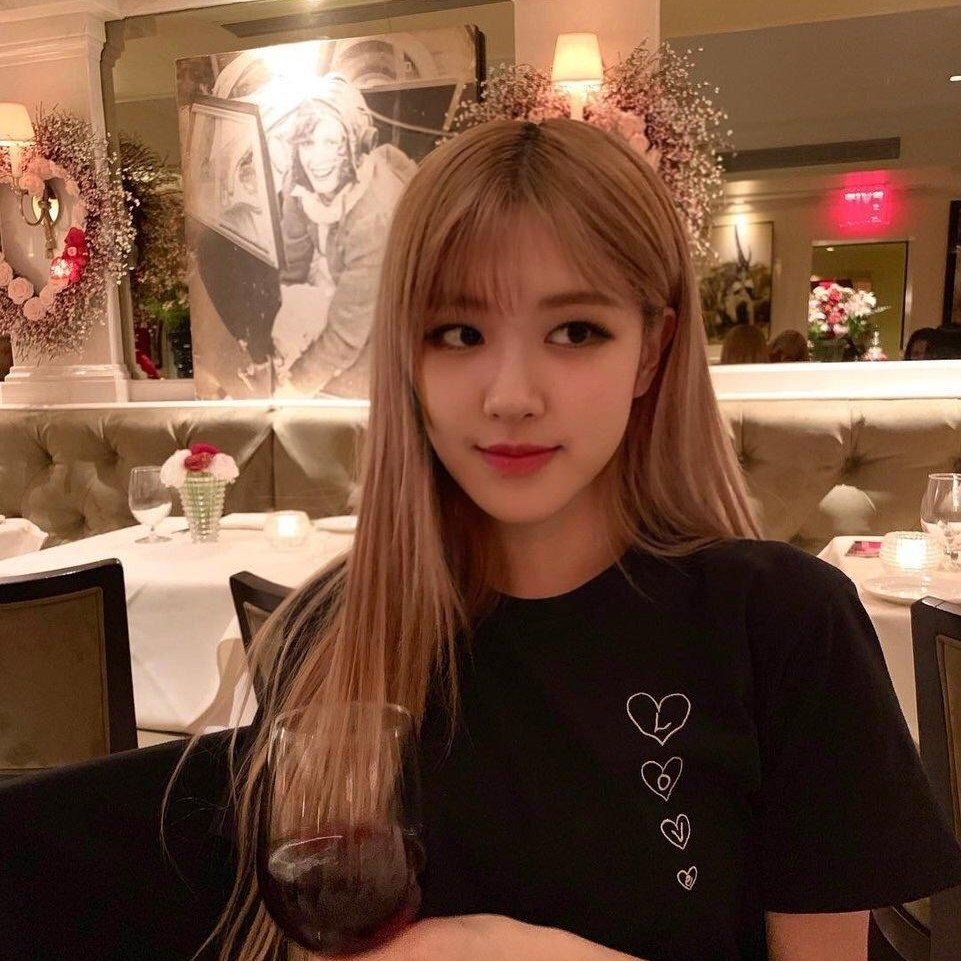 crush⁹⁷⁸⁴ 🍎🌟🪽 tweet media