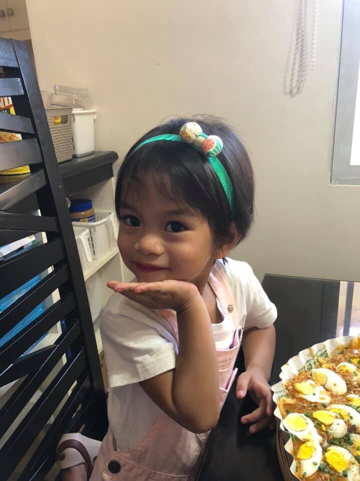 superchandy's tweet photo. Hapi Birthday @imdanielpadilla. This is my daughter Chandria. It's her birthday today too. Can you please greet her 🙏I named her after @bernardokath bec I want her to grow up just like her ❤️#Daniel1024 https://t.co/JDKVsEzq1a