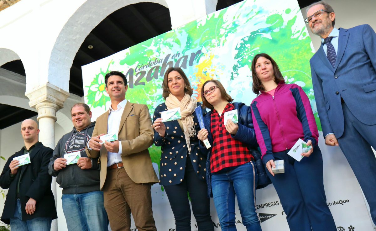 Esta mañana hemos enviado #azahar a la UNESCO, a la alcaldesa de París y Roma, a alcaldes/as del <a href="/GrupoCPHE/">Ciudades Patrimonio</a> y de las ciudades hermanadas y a ciudad de La Habana en su 500 aniversario. Porque en #CórdobaESP en primavera #AbreElAzahar. 
<a href="/CordobaEnAzahar/">Córdoba en Azahar</a> <a href="/Rurapolis/">Rurápolis</a>