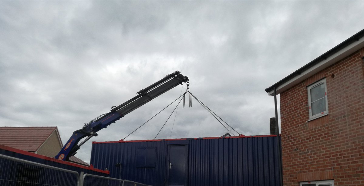 Cabins moving off this morning; Handovers approaching down on #ParkRoad .  <a href="/yourseddon/">Seddon</a>