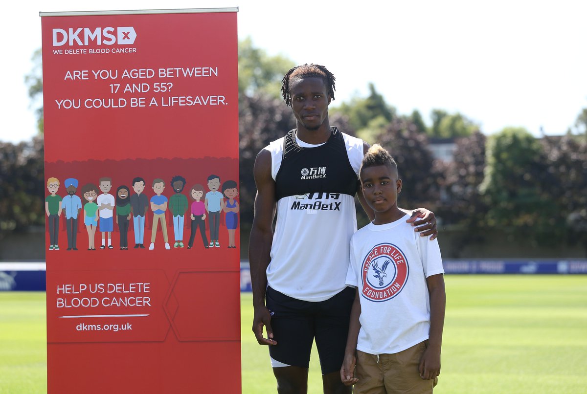 PalaceForLife's tweet image. We are all thinking of this special young man today and thoughts are with his family and friends. He made a huge impact during his short life and he will never be forgotten. Rest in peace, Damary ❤️💙