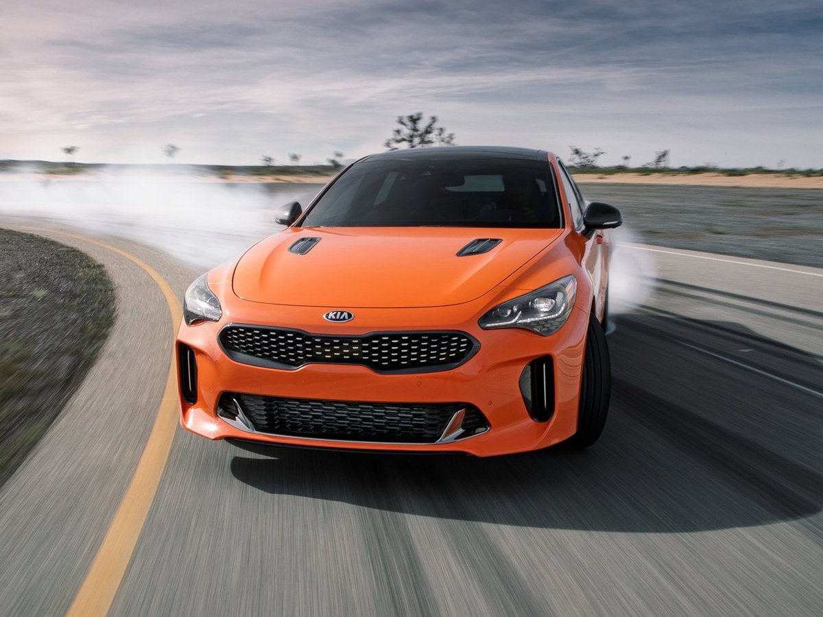 jrgulinelli's tweet photo. La Kia Stinger mostra i muscoli negli USA con la GTS. @KiaItalia #motori #news #auto #kia #kiastinger  https://t.co/M3VdkGDUA4 via @IconWheelsIT https://t.co/vaRhSSEkyj