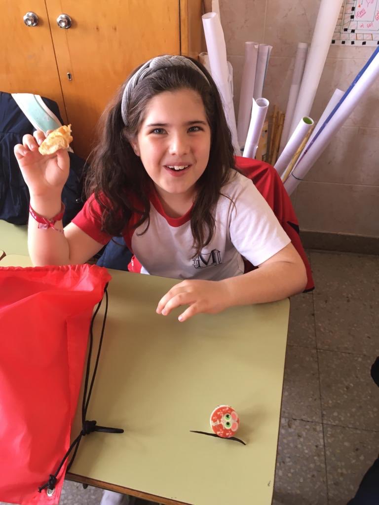 mip_feye's tweet photo. ¡Hora de la feye-merienda! Que ya se ha convertido en una tradición de este día tan especial. #feyedia #10añoscreciendocontigo https://t.co/J25Ke3S5QV