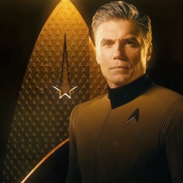 GlojoCuscuhing's tweet photo. Captain Christopher Pike StarTrek Discovery.#Pike. #CaptainChristoperPike https://t.co/0TdmAEsJdb