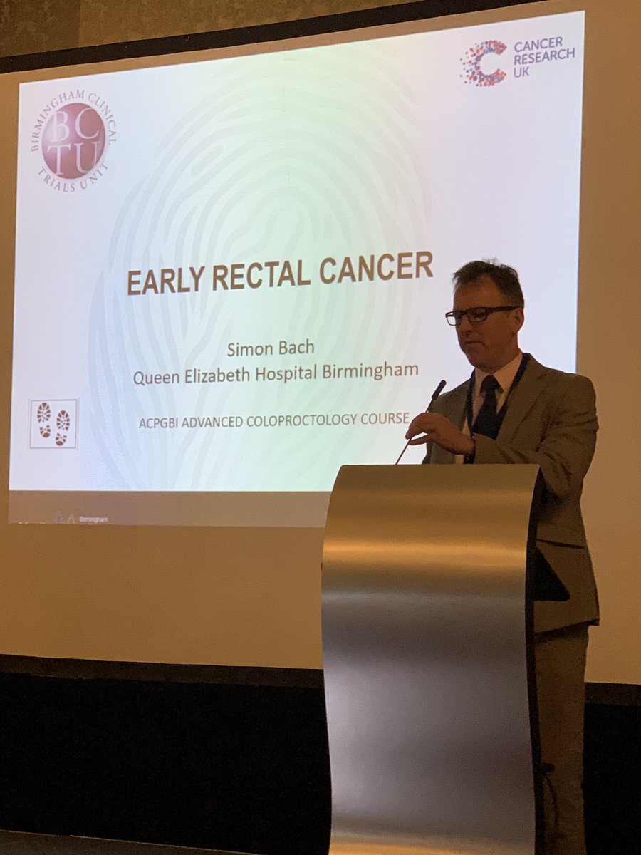 #ACPGBI_AdvColo2019 @ACPGBI @UKSurgeon Simon Bach talking on Early Rectal Cancer