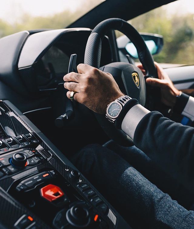 Para todos aquellos que no se conformen con fundir los neumáticos en los pianos, tenemos el plan perfecto para este domingo😎 Después de descansar como reyes en el hotel  Gran Palas, disfrutaremos de un buen desayuno para cargar fuerzas para salir a hacer lo que más nos gusta…