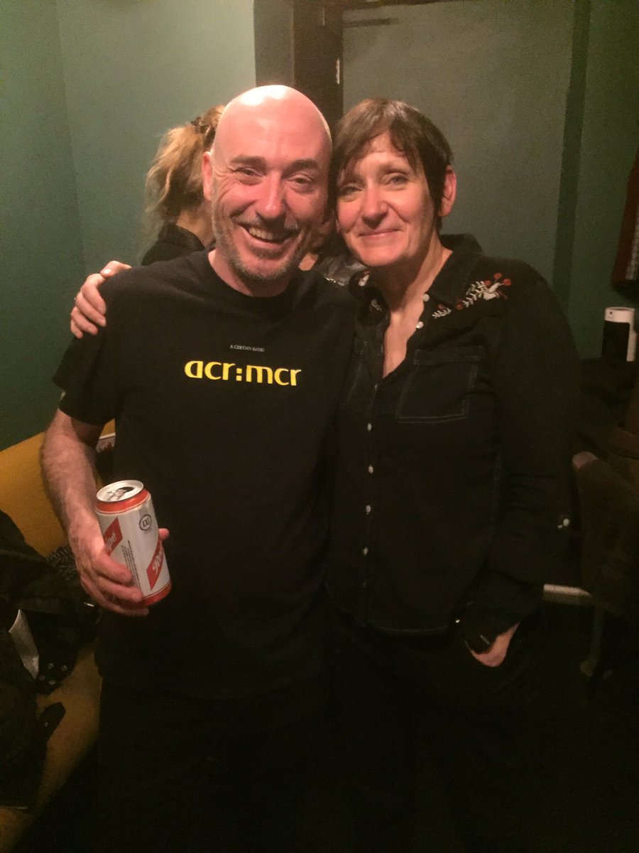jasonbrown001's tweet photo. I love rock and roll but to be joined on stage with Brian from Placebo and then the very lovely Deb Googe from My Bloody Valentine put last last night’s London gig right up there. 💥 💥#MyBloodyValentine #Placebo #MBV #Extricated #BreakingState https://t.co/HHartNVHOp