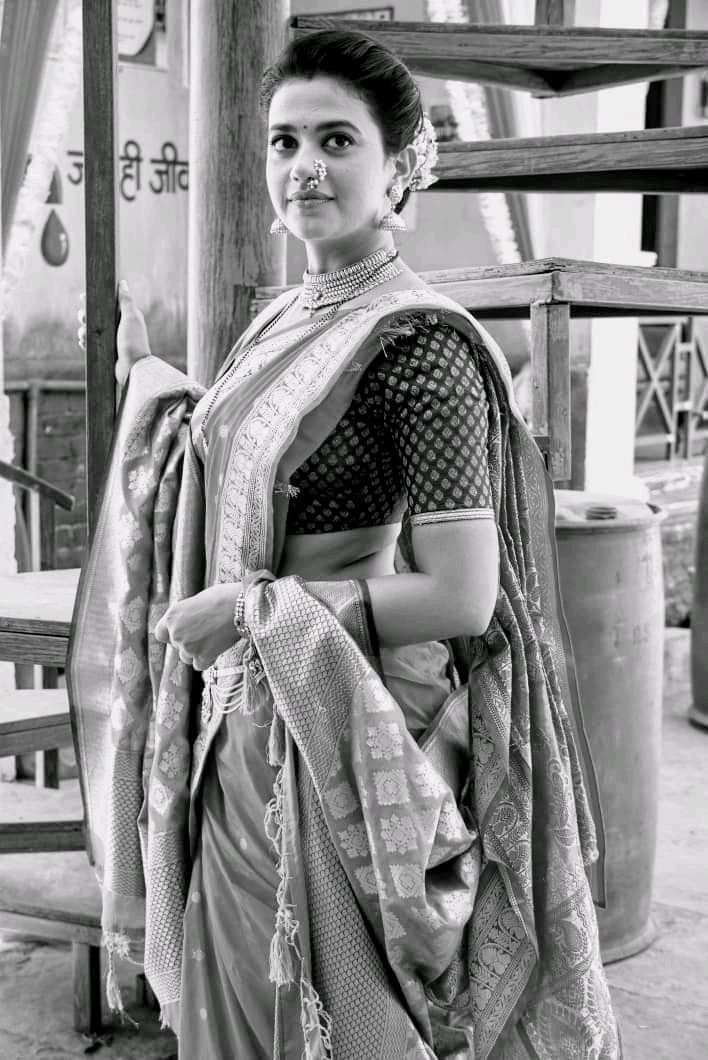 KhokanG54463769's tweet photo. #grojeous beautiful @Shrutii_Sharmaa As #dhanakparekh #dhanakraghujadav #donandips looking so pretty ♥♥♥♥ https://t.co/veVpTHjGB5