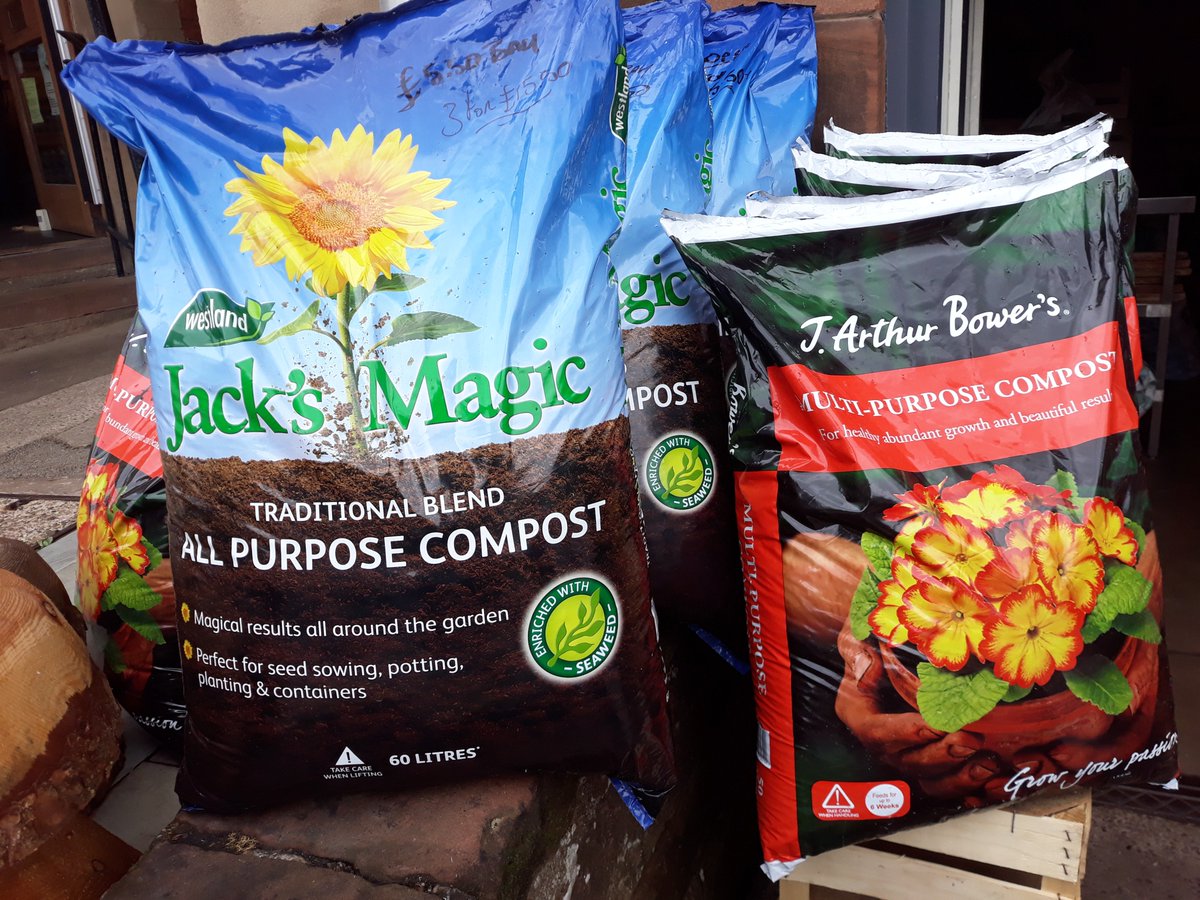 StephensonsApp1's tweet photo. This weekend we have some fantastic vegetable plants available - leek, onion, lettuce, cauliflower, cucumber, tomato plants and a range of herbs! And to get them planted we have Jack's Magic multi-purpose compost and Westland grow bags at great value prices! #shopappleby https://t.co/wvMX8ggzij