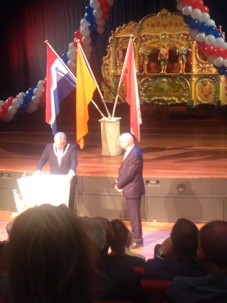 LauraWamprecht's tweet photo. One more reason why I love the #netherlands: on behalf of the king, each year the mayors of the cities award citizens with outstanding engagement in volunteering for the society. A great ceremony in @Utrecht to celebrate what keeps communities together https://t.co/nQQpSWerzd