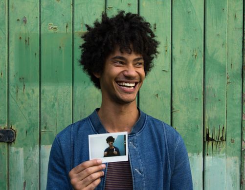 <a href="/SkinnyPelembe/">Skinny Pelembe</a> is a multi-talented wonder, born in Johannesburg and raised in Doncaster, who crafts patchworks of personal and musical touchstones, a distinctive musical style.

Doya will take part in the <a href="/PRSFoundation/">PRS Foundation</a> presents: Guide to Talent Development Opportunities panel.