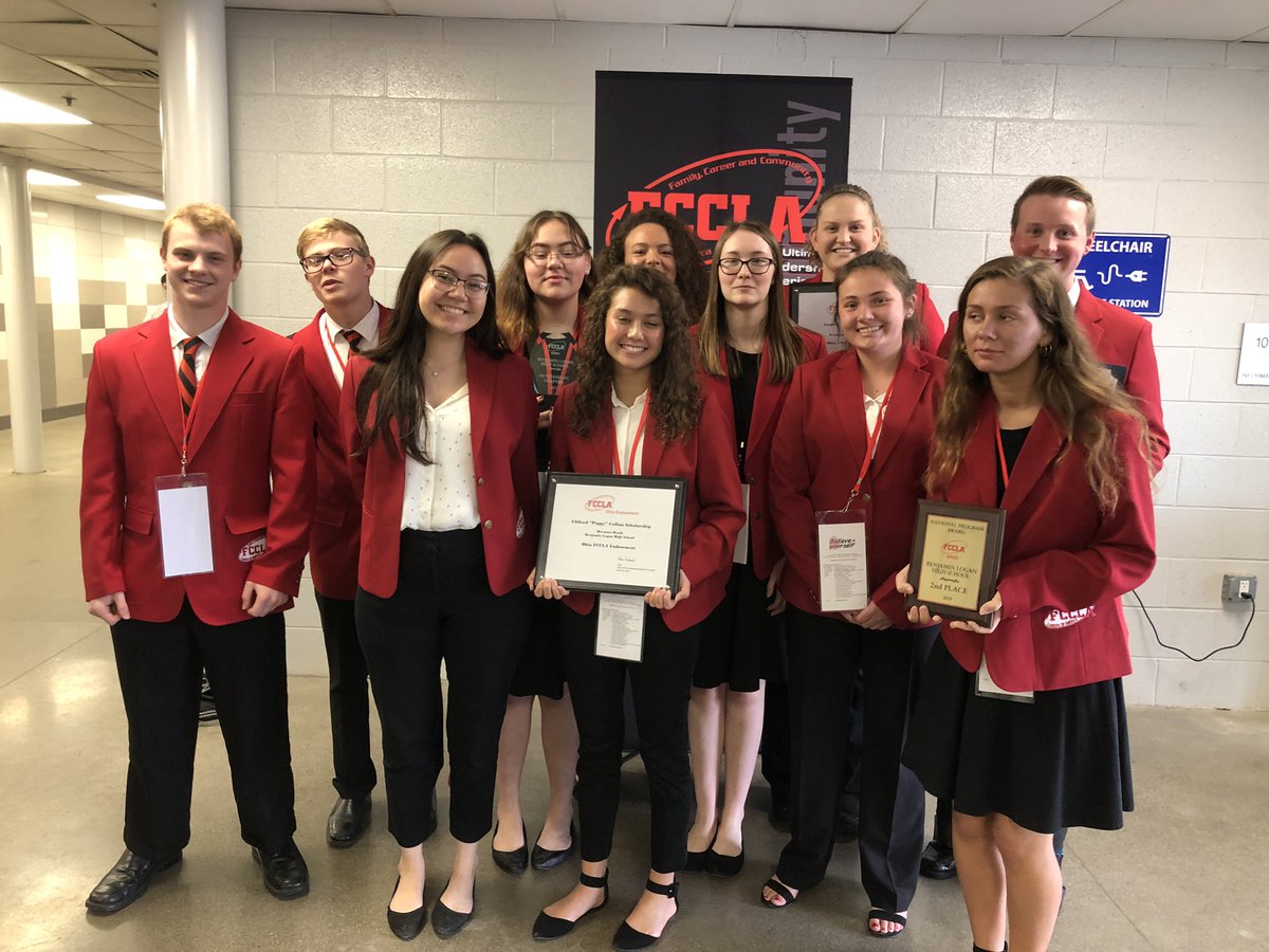 BLFCCLA's tweet photo. Benjamin Logan FCCLA bringing home awards!#FCCLA https://t.co/BYqx0MvwvH