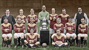 BantamsHeritage's tweet image. #OnThisDay 108 years ago: @officialbantams won the FA Cup for the first time in our history as Jimmy Spiers’ goal ensured a 1-0 win over Newcastle in a replay. 

The team: Mellors, Campbell, Taylor, Robinson, Torrance, McDonald, Logan, Spiers, O’Rourke, Devine, Thompson. #bcafc