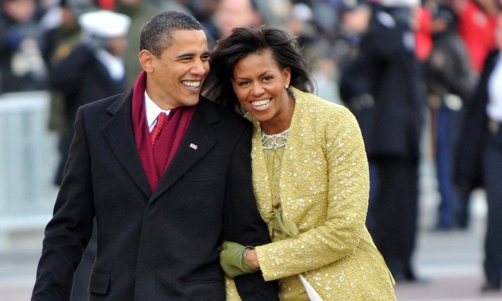 PsychicMonday's tweet photo. With So Many Responsibilities To Look After, They Still Found a Way to Make Time For What's Important, Their Relationship🙌😍
Hit the Like Button if You're a Fan💖
#Obama #MichelleObama #Love #Stars #Hollywood #Retweet #Like
https://t.co/hl9yUJ4ced https://t.co/aXyPmW3CZ6