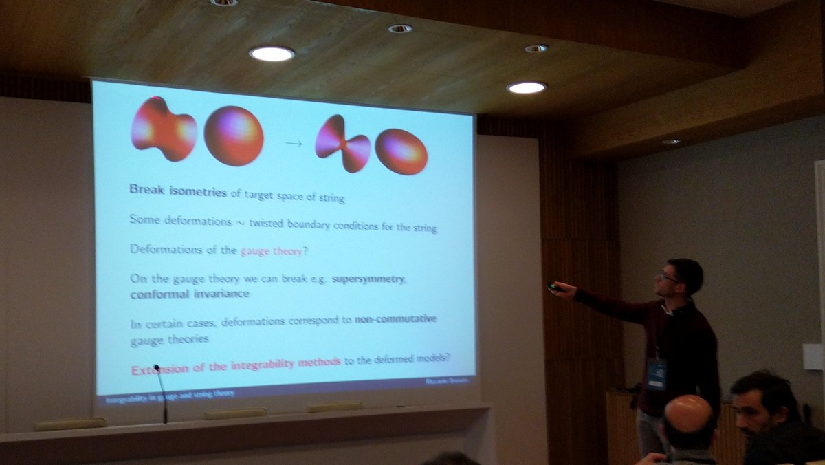 thermalization's tweet image. Riccardo Borsato @UniversidadeUSC at the @IGFAE_HEP &amp;amp; LIP workshop on Integrability in gauge and string theory - new research line #AdSCFT #Symmetrybreaking