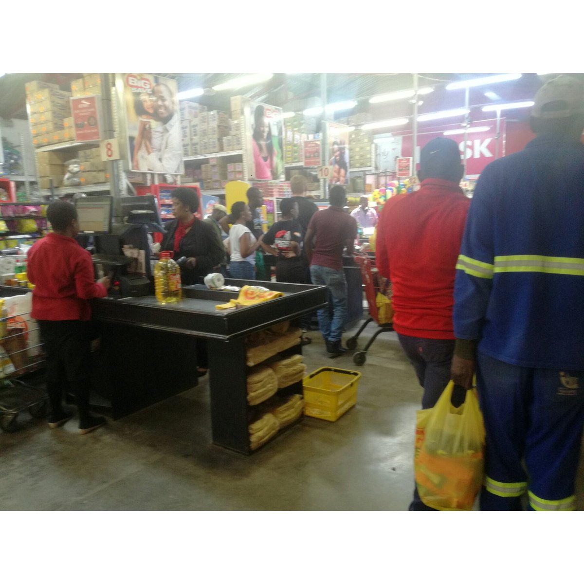 big_save1's tweet photo. amaKlapklap special is on at Big Save!!
Come shop till you drop.
Great deals at a great price.
Hurry today and remember it's valid for 2 days ONLY!
26th and 27th April 2019
#waltloo #mamelodi https://t.co/NDIppxbzrI